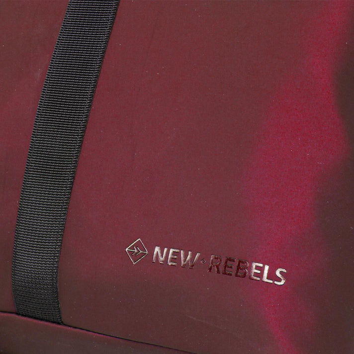 New Rebels Rugzak 51.1255 Los Angeles Metallic Burgundy 25 New Rebels Rugzak 51.1255 Los Angeles Metallic Burgundy 25