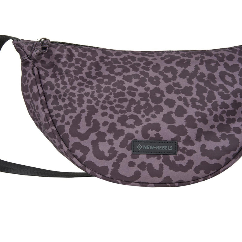 New Rebels Tas 43.1218 Stay Wild Leopard Black 00