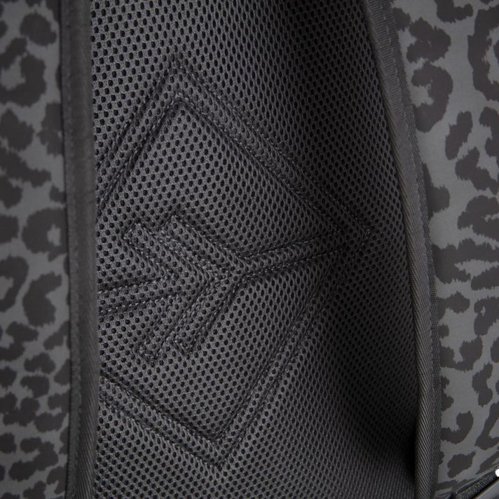 New Rebels Laptoprugzak 51.1525 New York Leopard Black 00