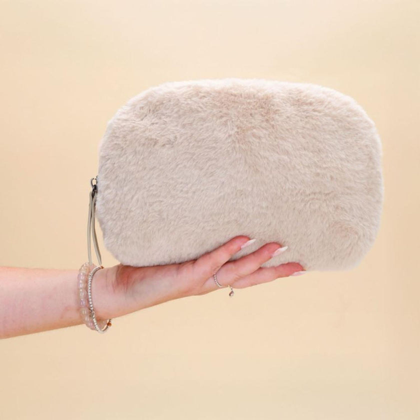 Beagles Toilettas 24614 Faux Fur Creme 138