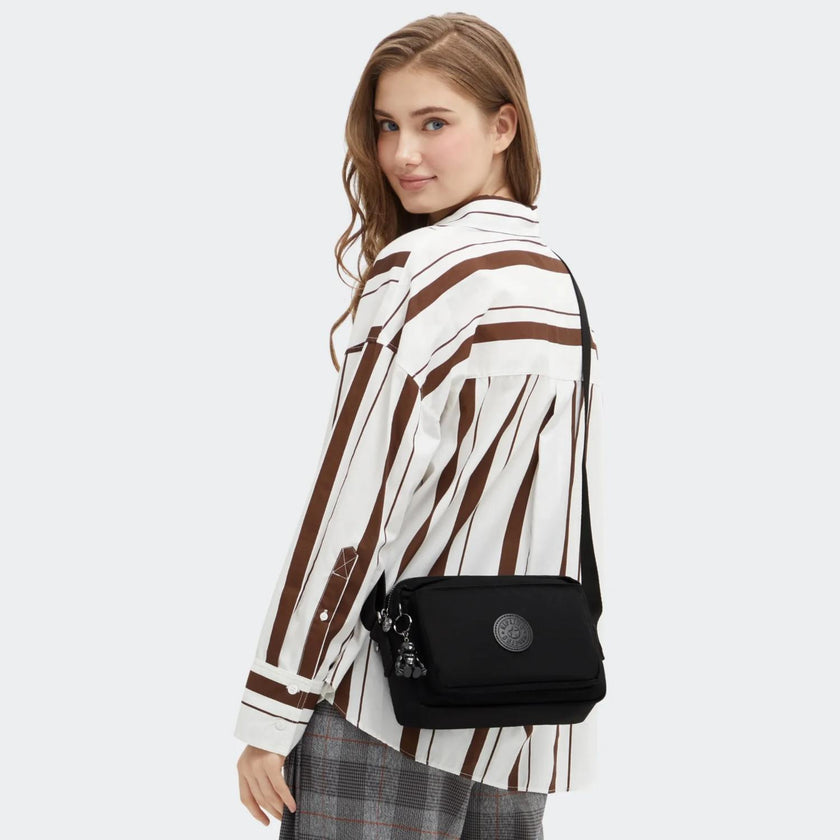 Kipling Tas Abanu M I6847 Infinite black 2EN