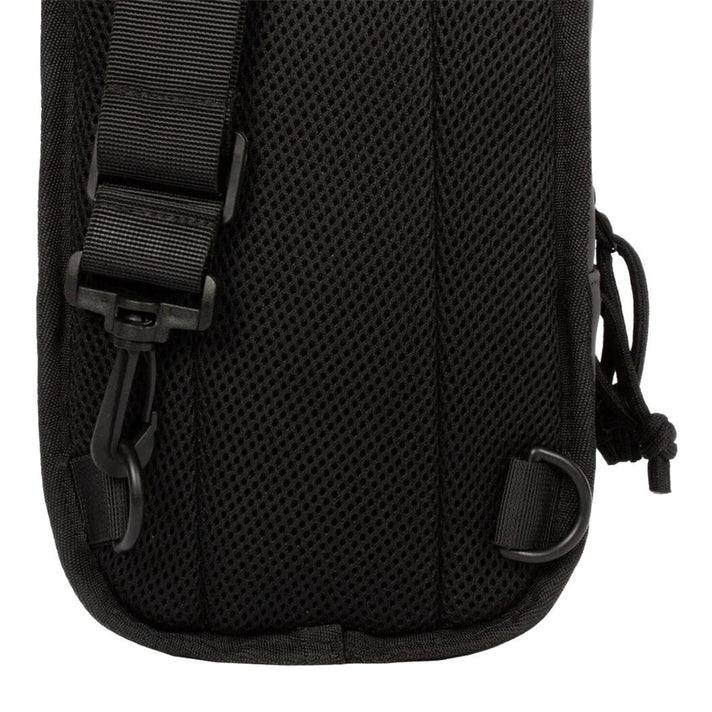 New Rebels Tas 51.1335 Fargo Black 00