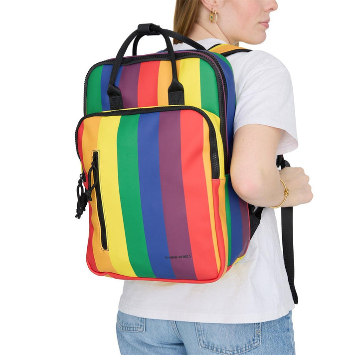 New Rebels Rugzak 51.1342 Milwaukee Rainbow 88