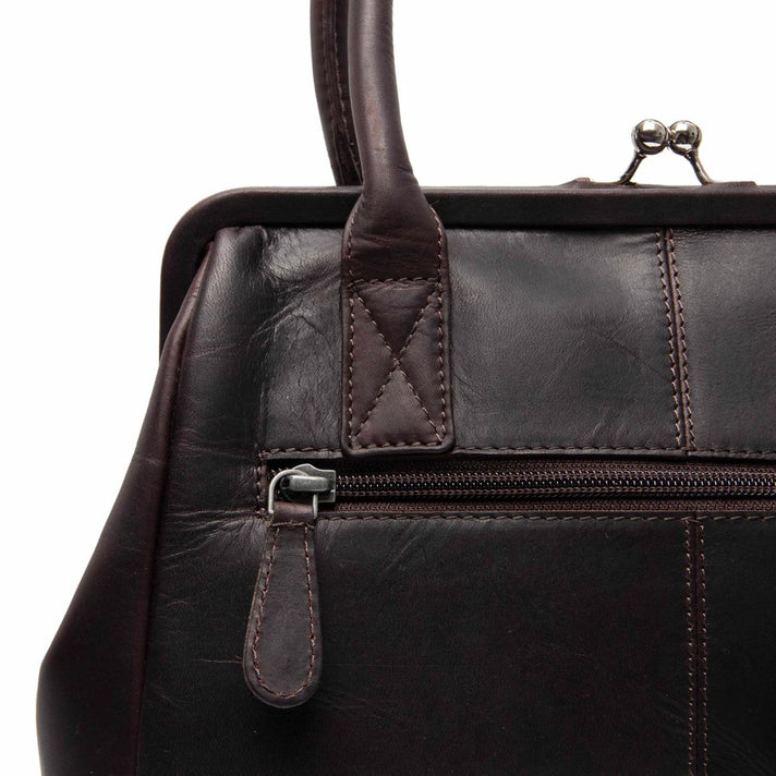 Chesterfield Tas C48.1415 Dorin Bruin 01