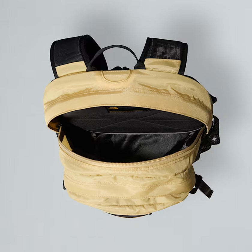 The NorthFace Rugzak Borealis Classic Khaki stone