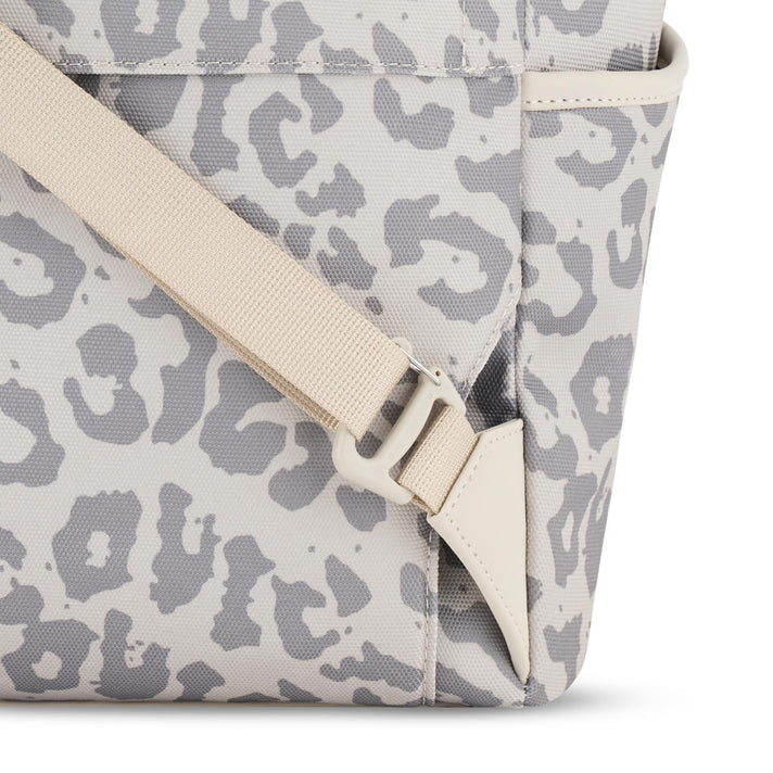 Kapten & Son Laptoprugzak Lindby Leo Sandstone Leopard