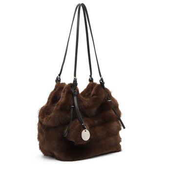 Emily & Noah Tas 65741 Linette Brown 200