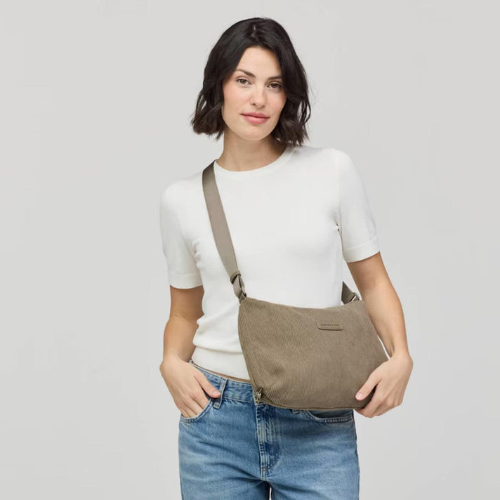 Kapten & Son Tas Skara S Cord Dusty Khaki Corduroy