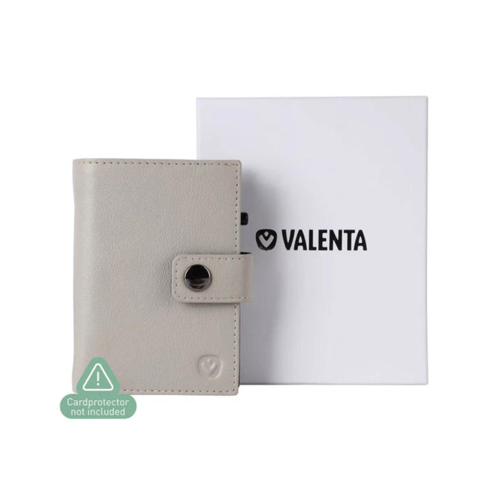 Valenta Creditcardetui Card wallet MagSafe Luxe Off White