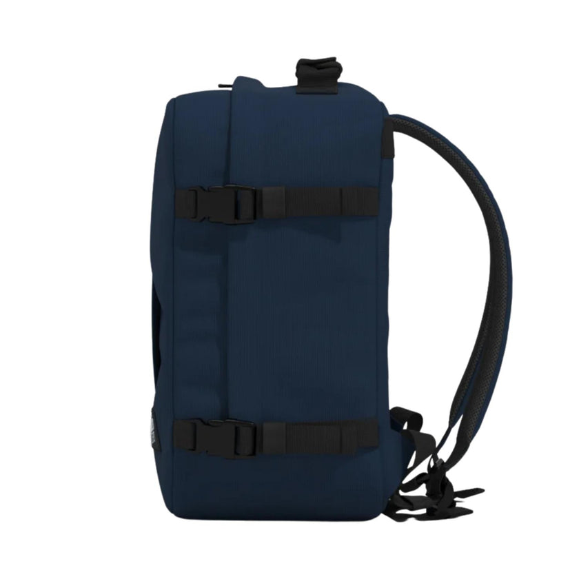 Cabin Zero Reistas CZ08 Mini 28Ltr Navy 1205