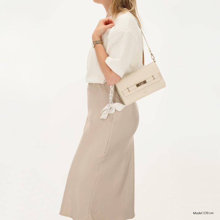 Charm Tasje klep W01438 The Hamptons Creme 138