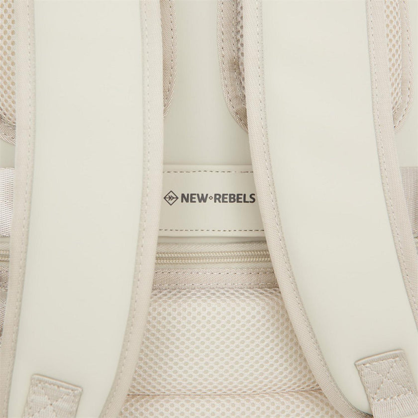 New Rebels Underseater 51.1488 Easton M Beige 53