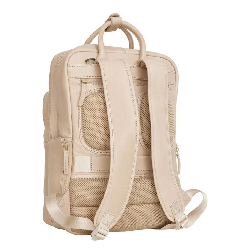 New Rebels Rugzak 17.1089 Milwaukee Beige 06
