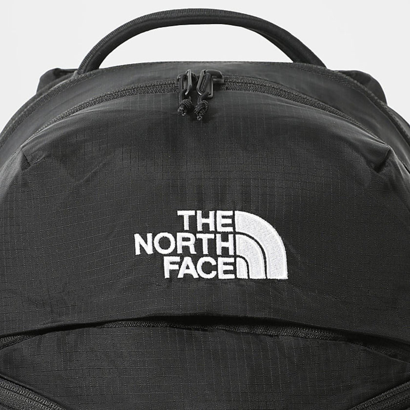 The NorthFace Laptoprugzak Surge Black