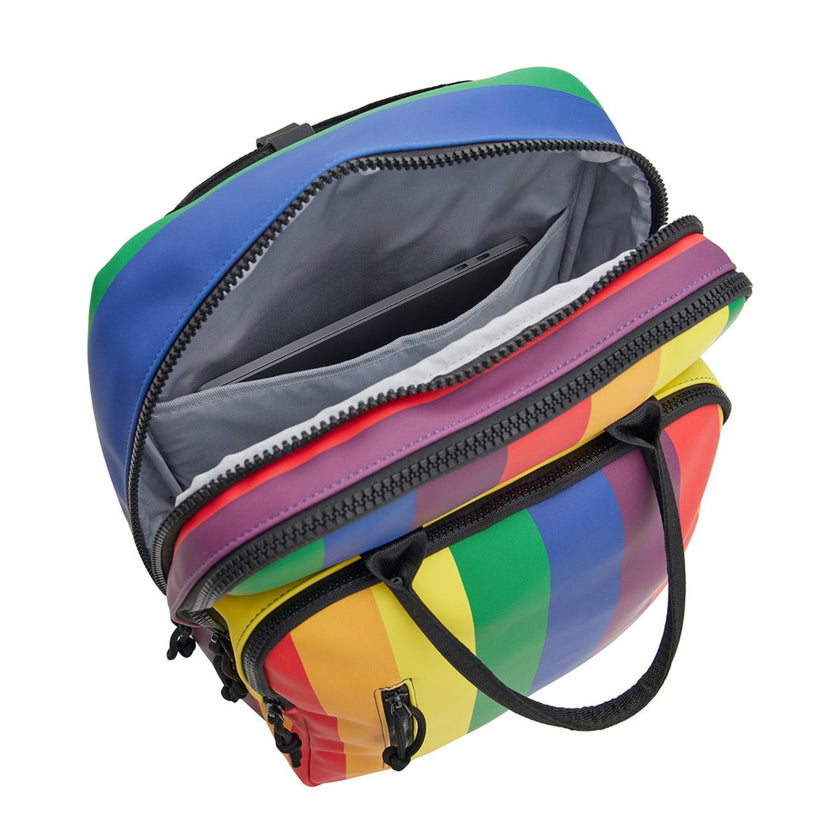 New Rebels Rugzak 51.1342 Milwaukee Rainbow 88