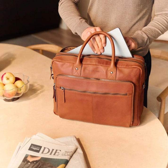 Chesterfield Laptoptas C40.1107 Tacama Cognac 31