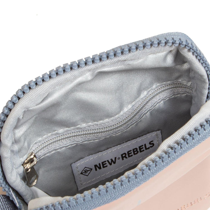 New Rebels Telefoontasje 43.1158 Tim Soft Pink/ Soft Blue 13