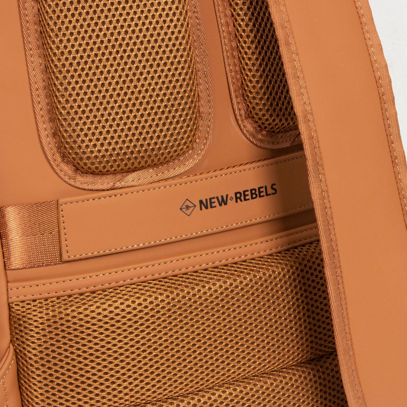 New Rebels Laptoprugzak 51.1292* Queens Cognac 31